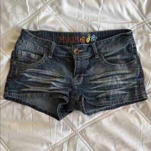Mudd low rise Jean shorts